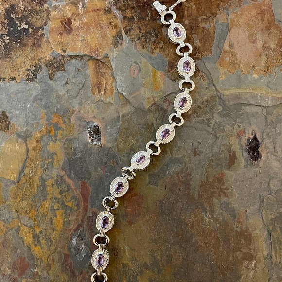 Bracelet - Picture 1 of 1